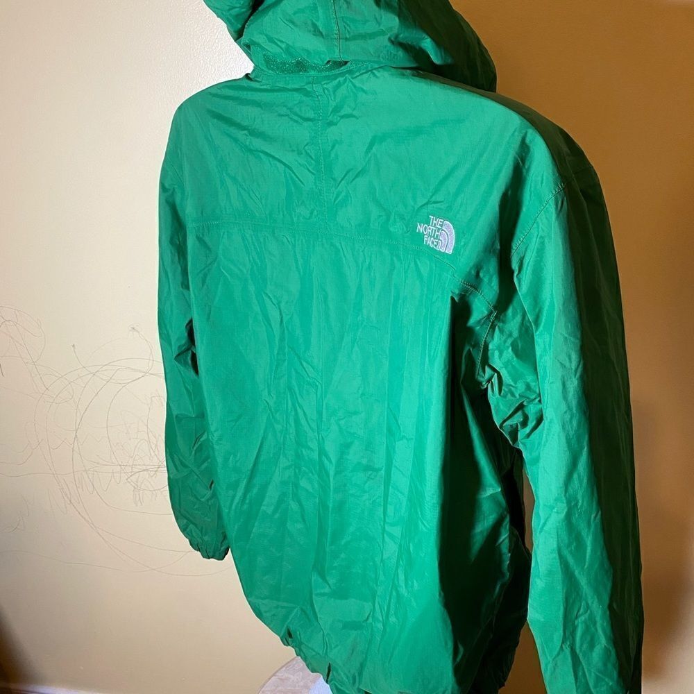 North Face Green Used Windbreaker Jacket Size M/m - Picture 2 of 3